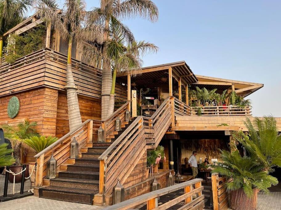 4 Bed Duplex With Stunning Sea Views Appartement *